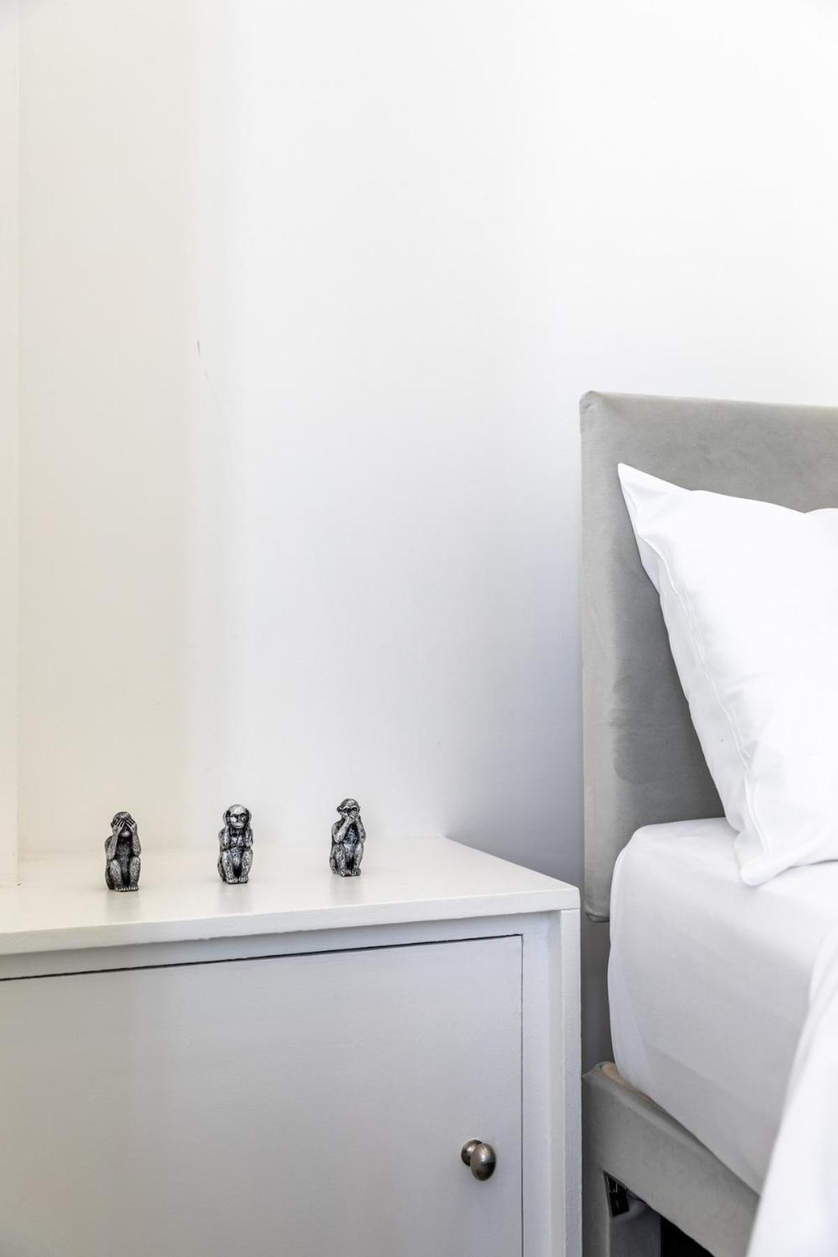 Stylish 2-Bed Flat In The Heart Of West Hampstead Apartment Londra Exterior foto